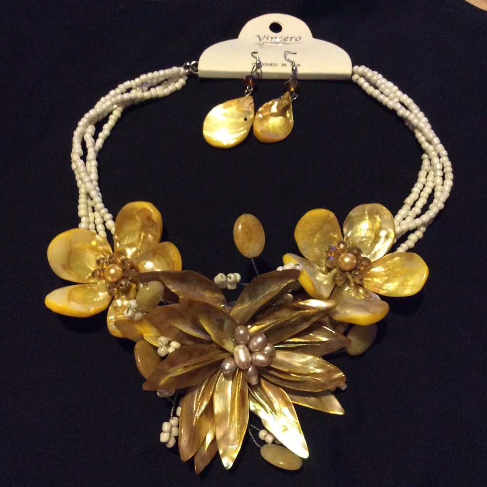 Shell Necklace Earrings